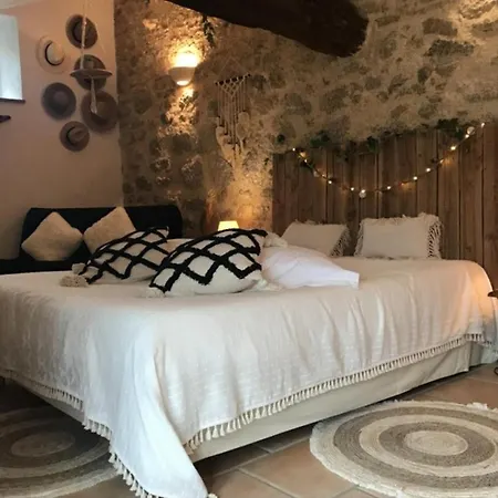 Domaine De La Menie * Saint-Malo-du-Bois